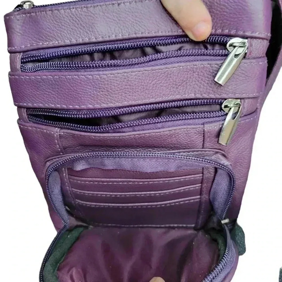 Maze Exclusive Shoulder Bag NWT - Picture 3 of 5